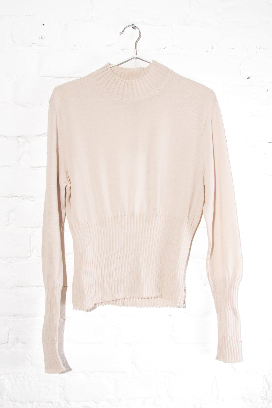 Knitted Pullover