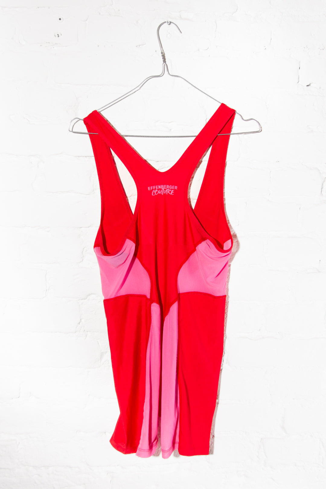 Red Wrestler - Sample